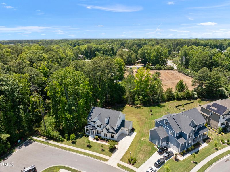 908 Autumn Season Ln, Apex, NC 27523