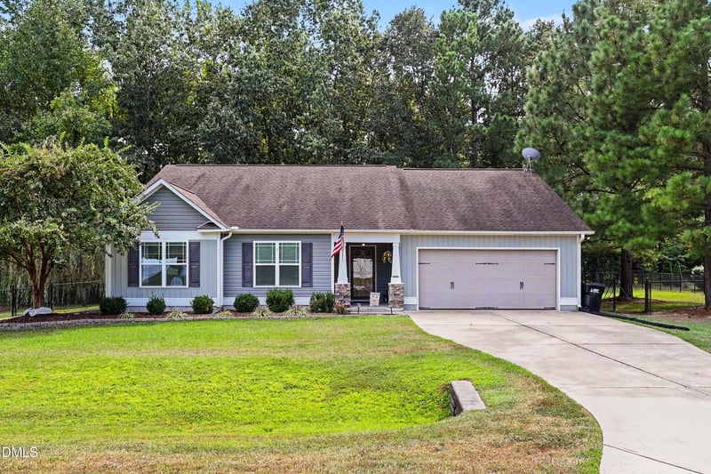 91 Castaway Ct, Clayton, NC 27520