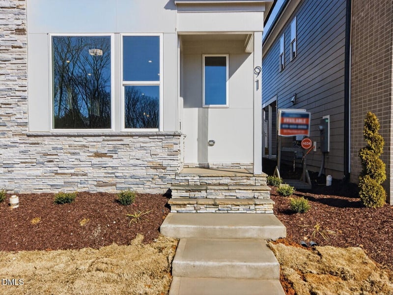 91 Parkland Dr, Pittsboro, NC 27312