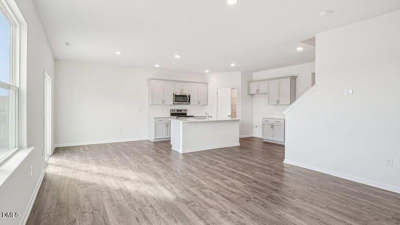 91 Tiger Eye Dr, Clayton, NC 27520