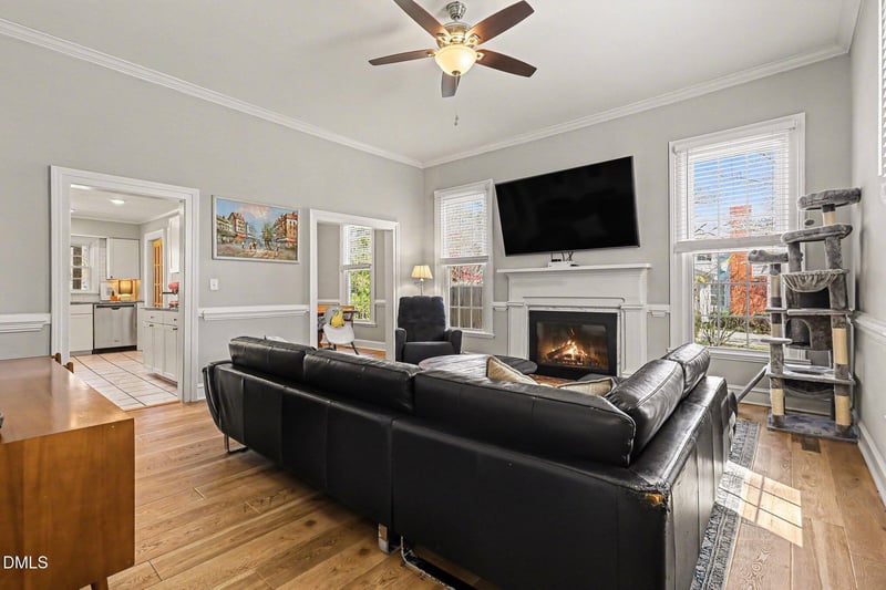 910 S 2nd St, Smithfield, NC 27577