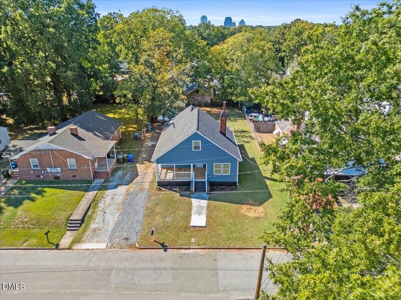 911 Alma St, Durham, NC 27703