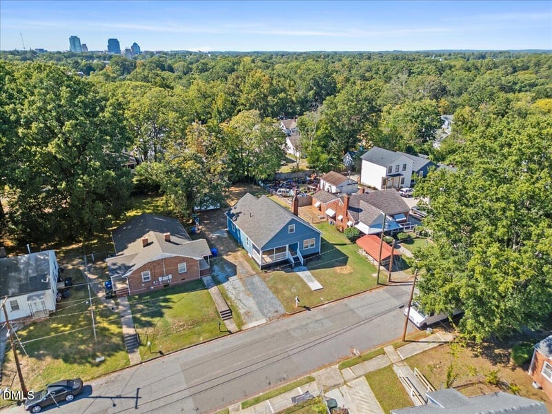 911 Alma St, Durham, NC 27703