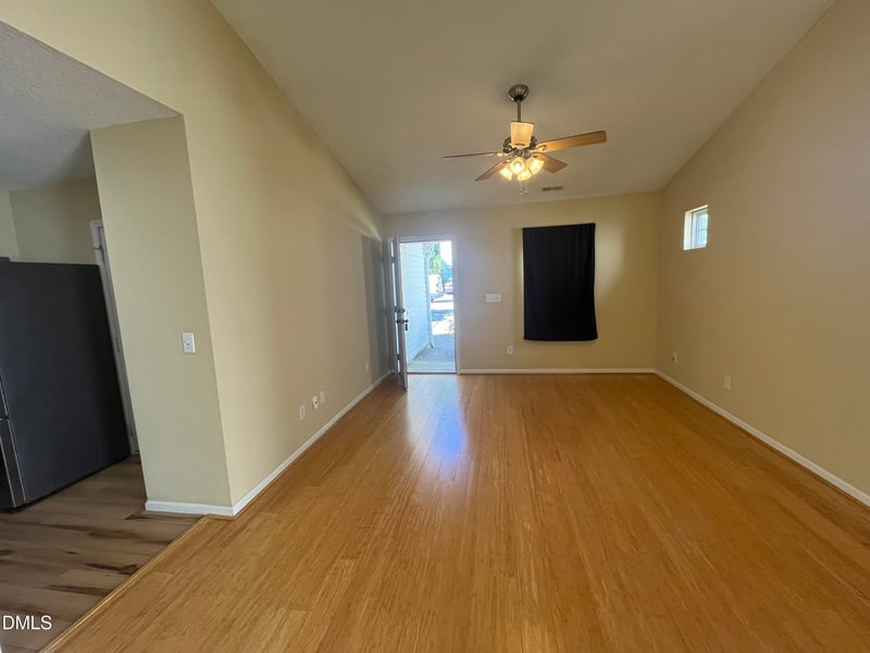 9112 Colony Village Ln, Raleigh, NC 27617