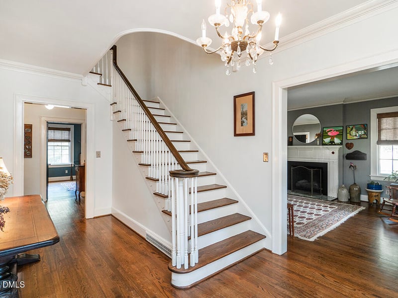 912 W Davis St, Burlington, NC 27215