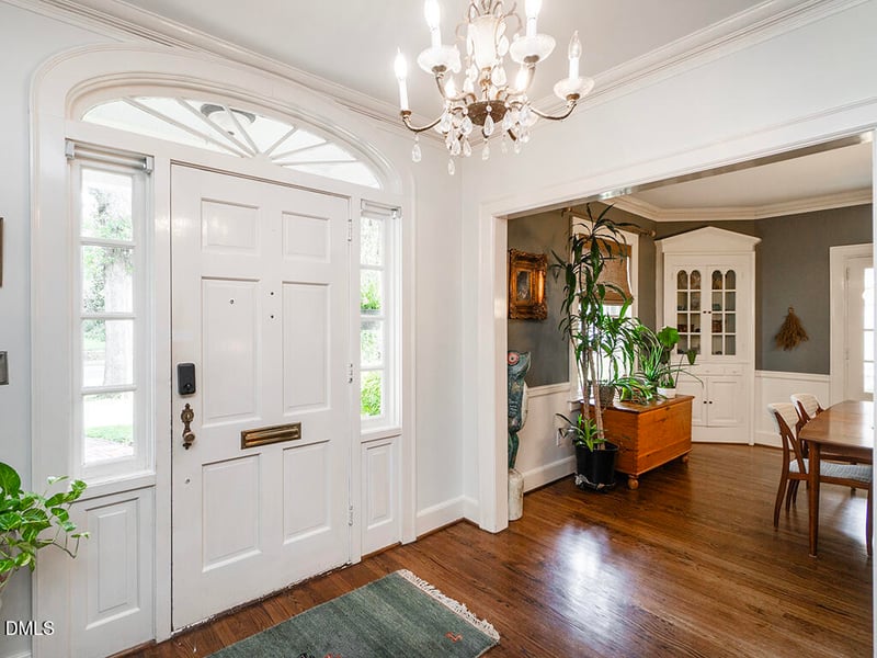 912 W Davis St, Burlington, NC 27215