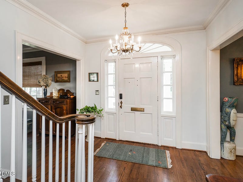912 W Davis St, Burlington, NC 27215