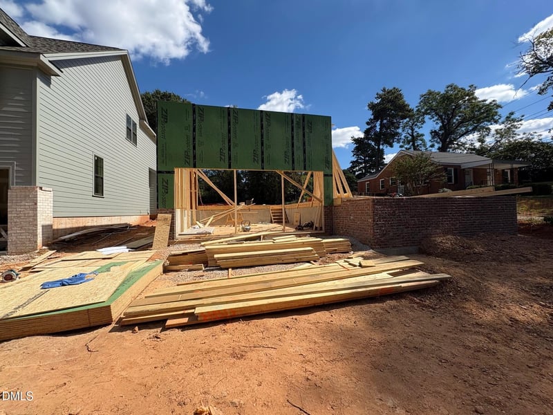 912 Marilyn Dr, Raleigh, NC 27607