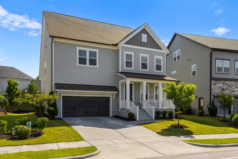 912 Village View Ln, Cary, NC 27519