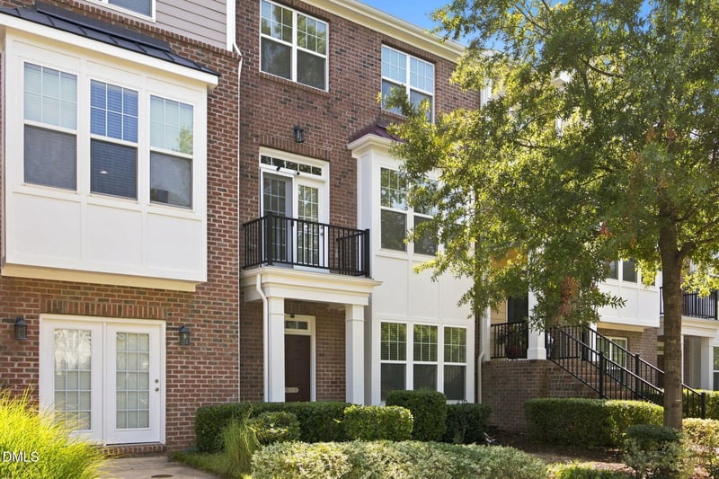 9136 Falkwood Rd, Raleigh, NC 27617
