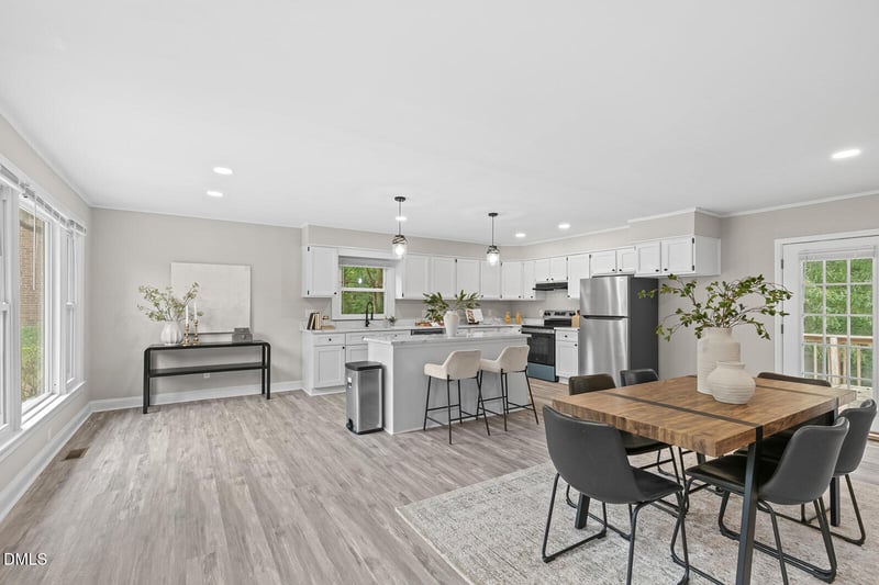 914 Edison Rd, Raleigh, NC 27610