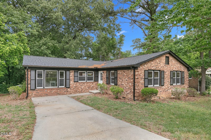 914 Edison Rd, Raleigh, NC 27610
