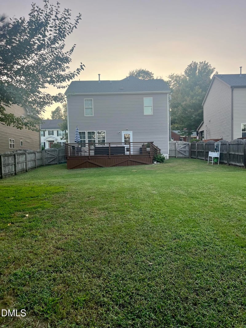 915 Award St, Fuquay Varina, NC 27526