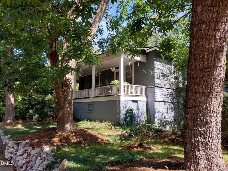 916 Dorothea Dr, Raleigh, NC 27603