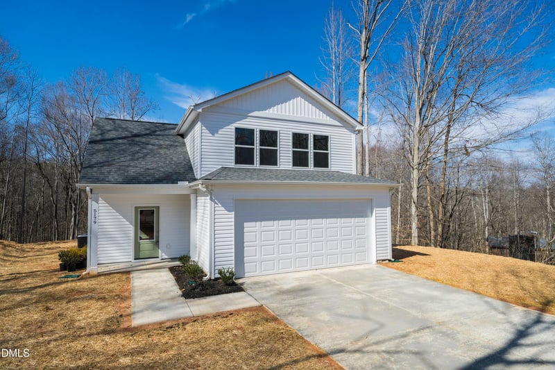 918 N Bickett Blvd, Louisburg, NC 27549