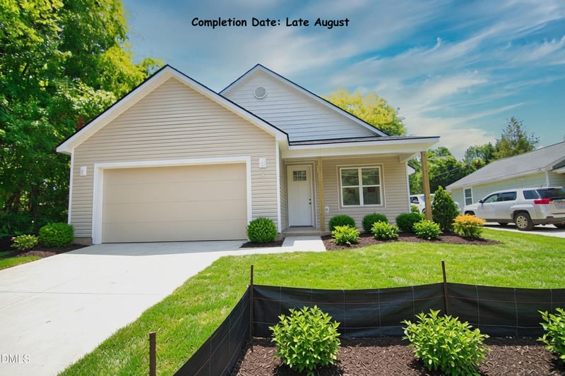 920 N White St, Wake Forest, NC 27587