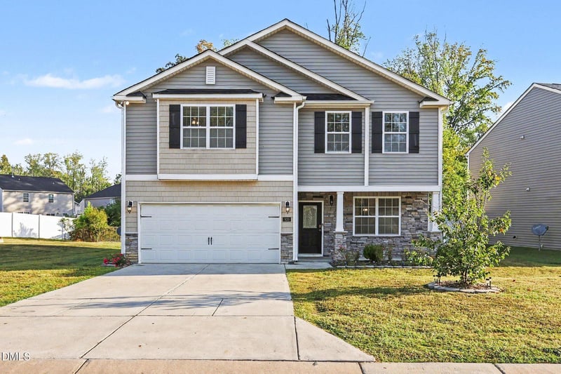 920 Winter Cress Dr, Zebulon, NC 27597
