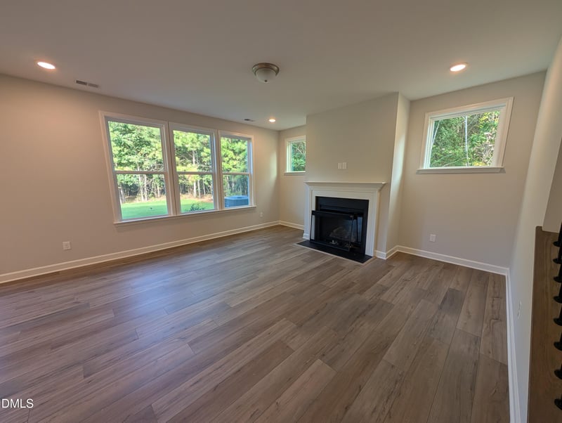 921 Diana Victoria Ct, Wendell, NC 27591