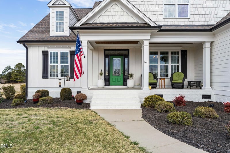 921 Tilghman Rd, Dunn, NC 28334