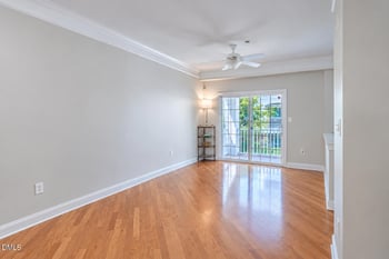 9211 Calabria Dr #117, Raleigh, NC 27617