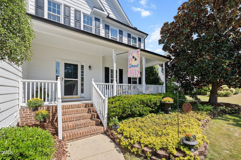 922 Haywards Heath Ln, Apex, NC 27502