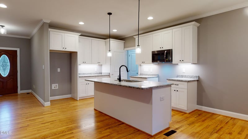 923 Arrowhead Ln, Mebane, NC 27302
