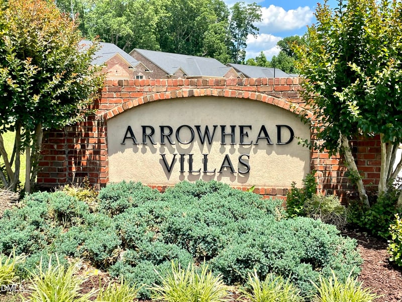 923 Arrowhead Ln, Mebane, NC 27302