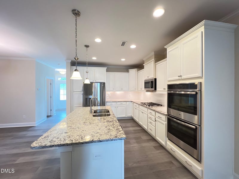 923 Rosepine Dr, Cary, NC 27519