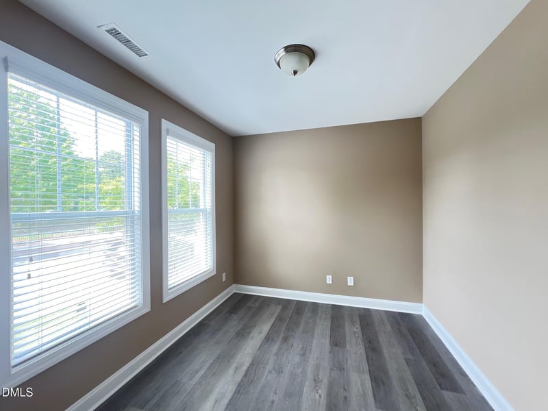 923 Rosepine Dr, Cary, NC 27519