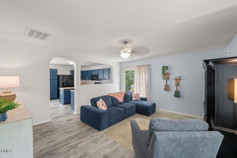 924 Mailwood Dr, Knightdale, NC 27545