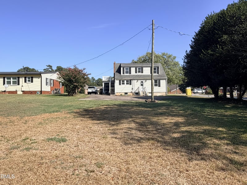 926 S Main St, Wake Forest, NC 27587