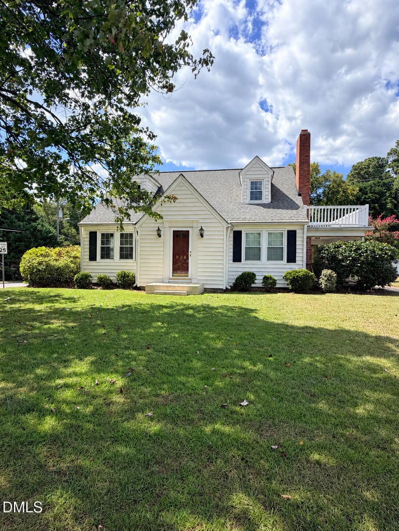 926 S Main St, Wake Forest, NC 27587