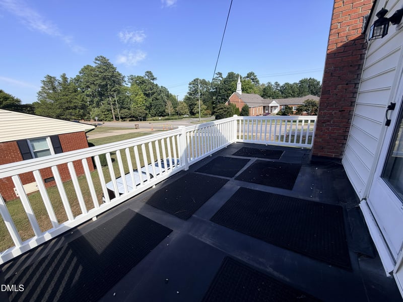 926 S Main St, Wake Forest, NC 27587