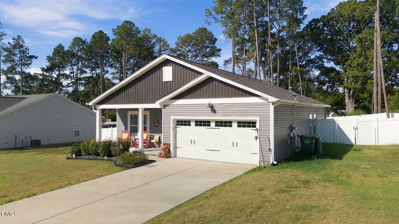 93 Regis Ln, Coats, NC 27521