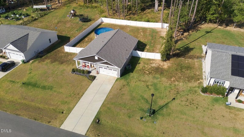 93 Regis Ln, Coats, NC 27521