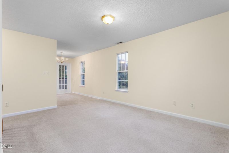930 S Fifth St, Mebane, NC 27302