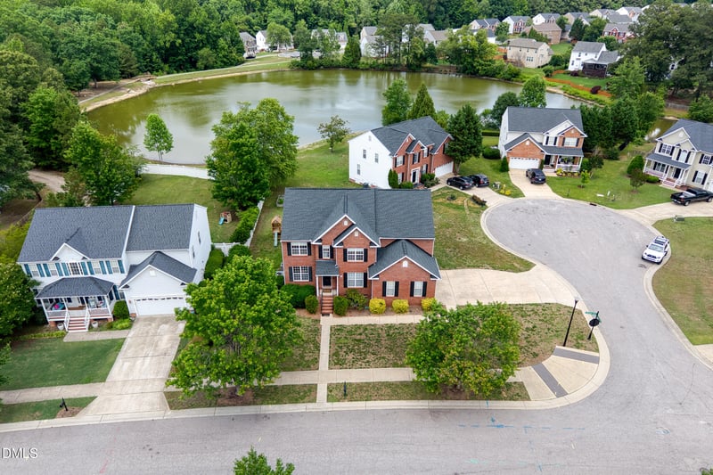 930 Pristine Ln, Rolesville, NC 27571