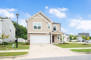 933 Bellewood Gardens Dr, Angier, NC 27501