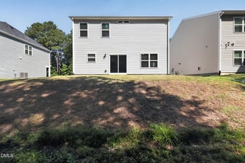 933 Stolls Ln, Knightdale, NC 27545