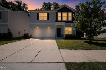 933 Stolls Ln, Knightdale, NC 27545