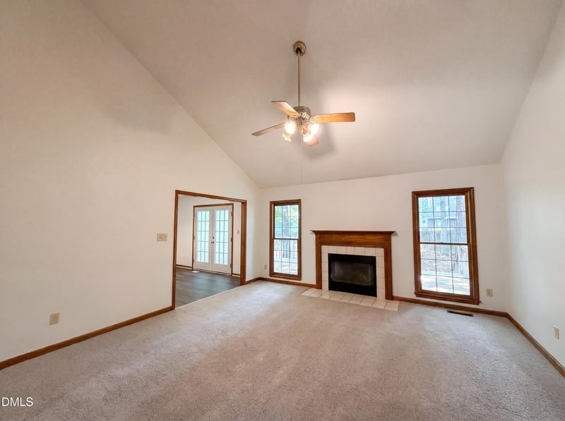 9425 Cartersville Ct, Raleigh, NC 27617