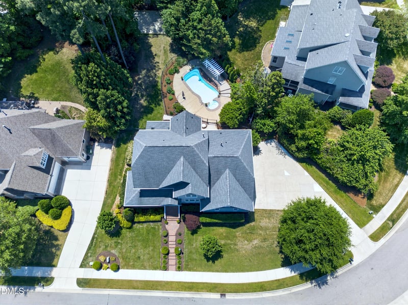 945 Alden Bridge Dr, Cary, NC 27519