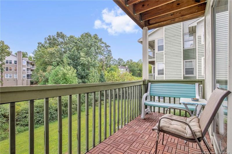 946 Stewarts Creek Dr #8, Fayetteville, NC 28314