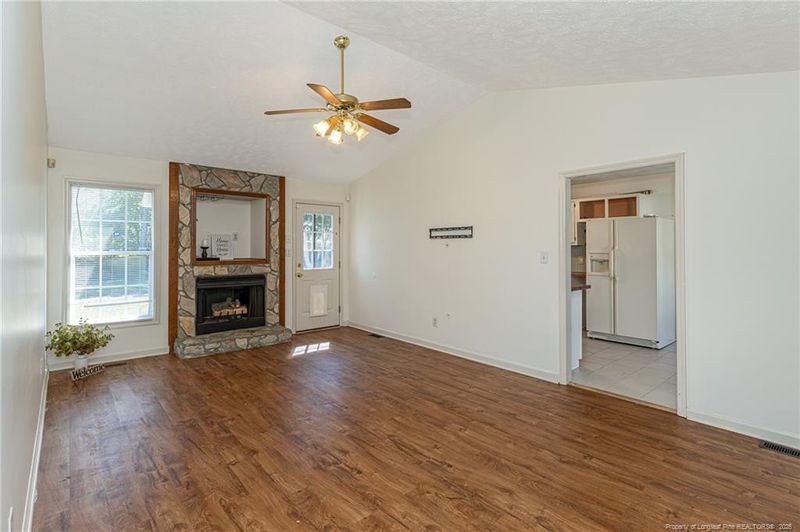 9524 Deep Swamp Ln, Fayetteville, NC 28314