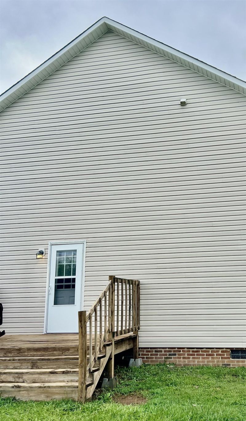 966 Campground Rd, Selma, NC 27576