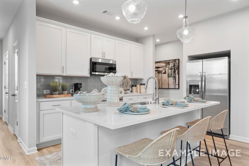 97 Chancellor Dr, Lillington, NC 27546
