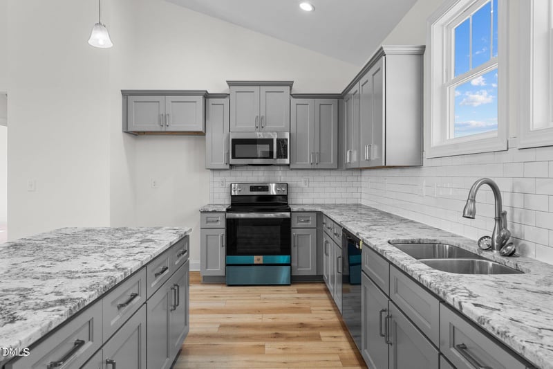 97 Ravenwind Ln, Lillington, NC 27546