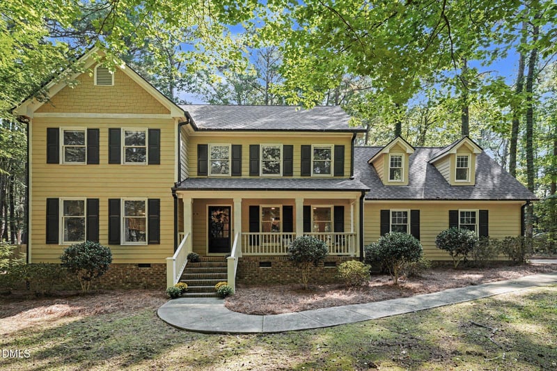 9701 Kingsford Dr, Cary, NC 27518