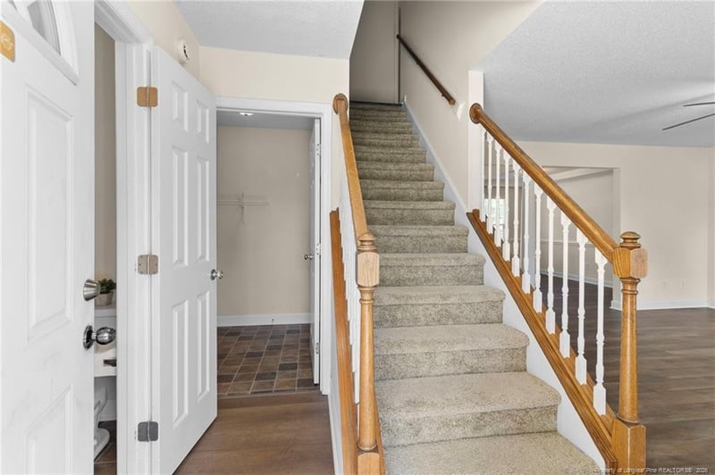 98 White Oak Cir, Sanford, NC 27332