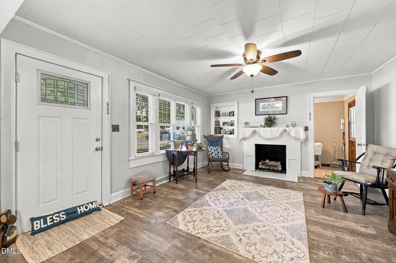 983 N North Carolina Highway 87, Burlington, NC 27217